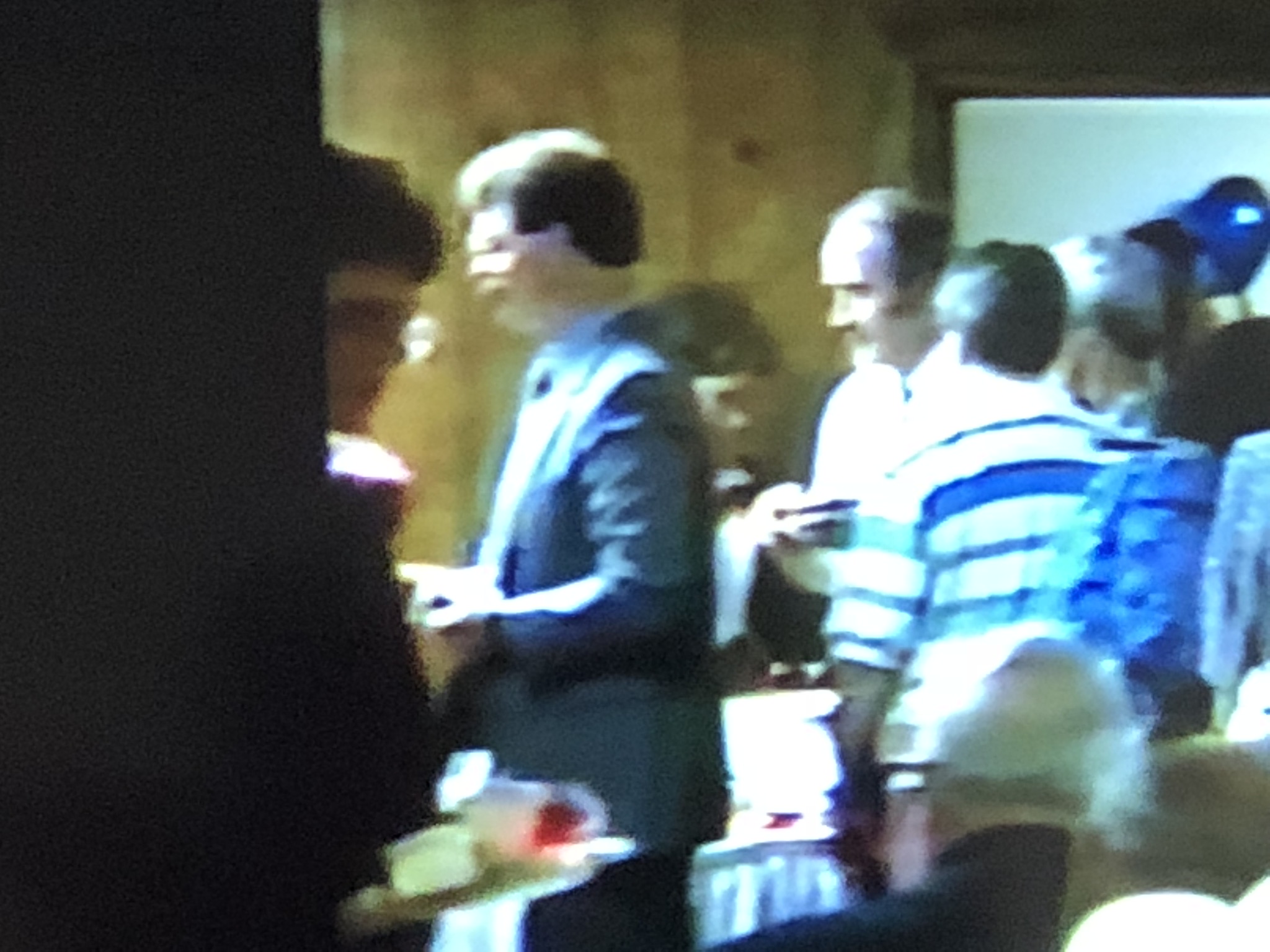 60065E54-320E-4C01-9755-118B766030FD